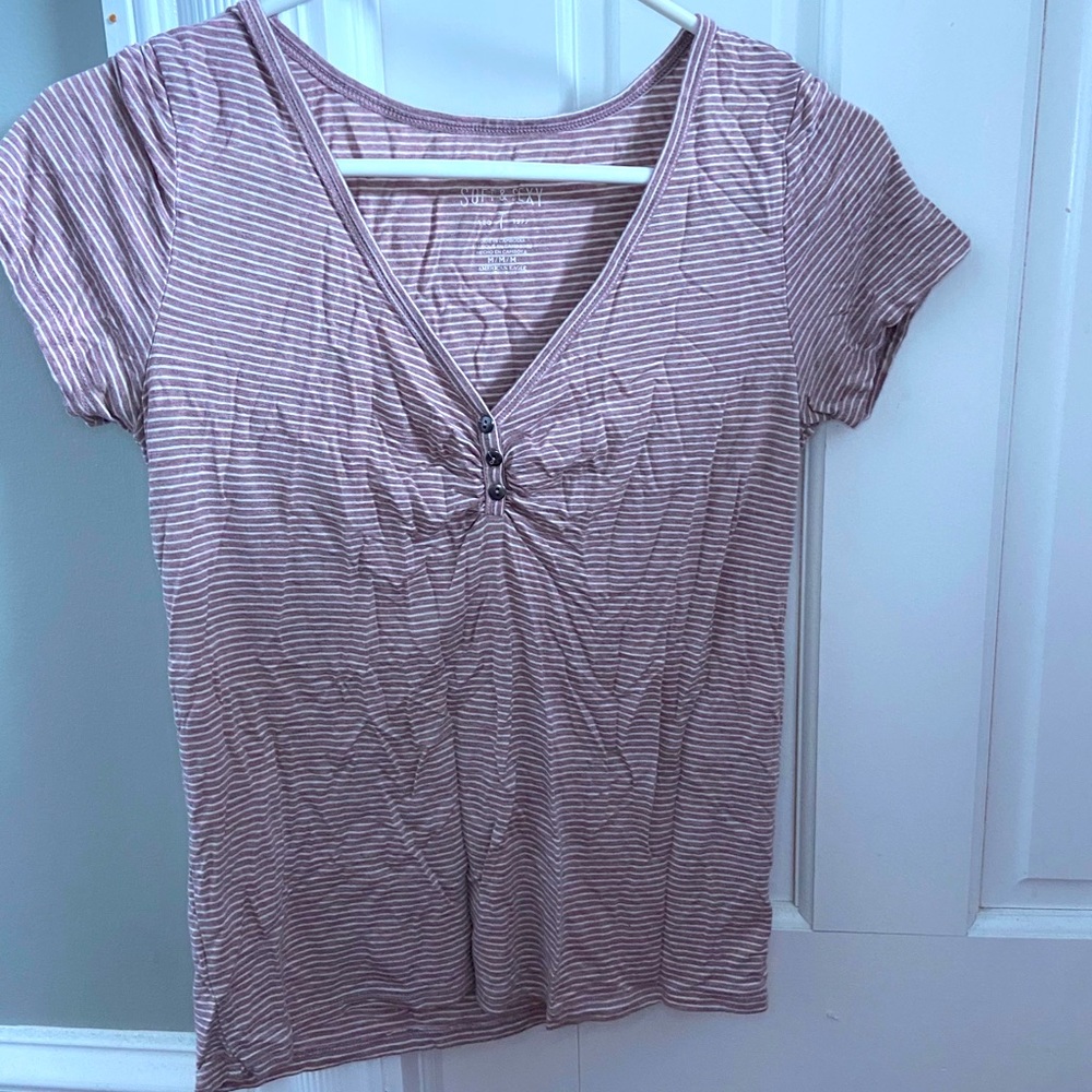 American Eagle tee